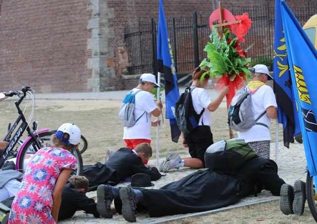 Powitanie pielgrzymów bielsko-żywieckich A.D. 2015 - cz. 2