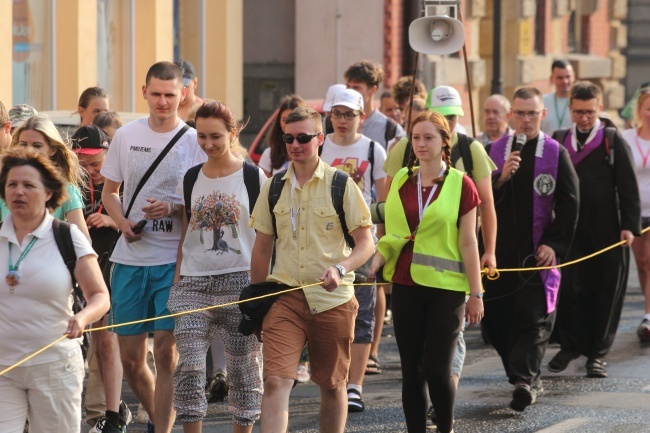 Do Matki przez góry