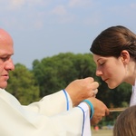 Młodzi pielgrzymi bielsko-żywieccy zawierzeni Maryi