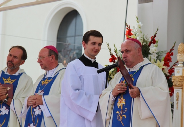 Młodzi pielgrzymi bielsko-żywieccy zawierzeni Maryi