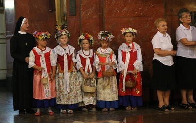 Procesja zaśnięcia i pogrzebu Maryi