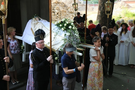 Procesja zaśnięcia i pogrzebu Maryi