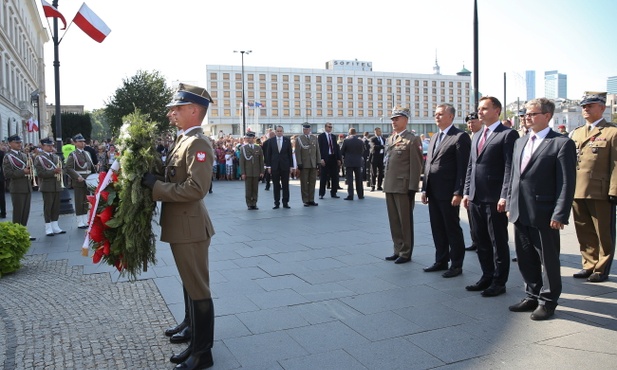 Kwiaty dla marszałka