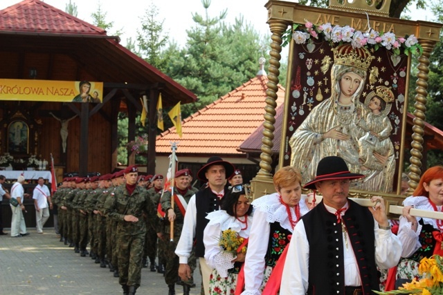 Święto Wojska Polskiego w Rychwałdzie - 2015