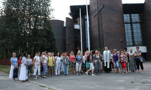 Pątniczki na drogach