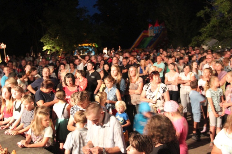 Festyn parafialny w Nieborowie