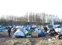 Tzw. dżungla już od 16 lat jest problemem mieszkańców Calais