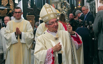 W Mszy św. uczestniczyli licznie zgromadzeni wierni z różnych stron Polski 