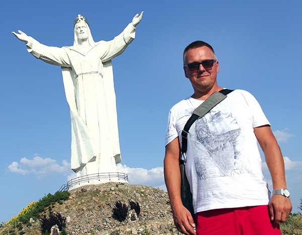  – Od nałogów uwolnił mnie Jezus. On zabrał mi przymus picia. Dziś jestem szczęśliwy i dziękuję Mu za moje nowe, trzeźwe życie – mówi Waldemar Skrzypek