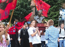  W Marszu Radości przez Oświęcim przeszli urodzinowi goście 