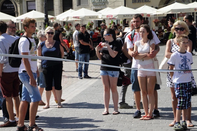 Klip ŚDM na Rynku Głównym - cz. 2