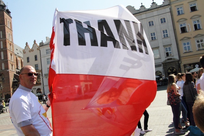 Klip ŚDM na Rynku Głównym - cz. 2