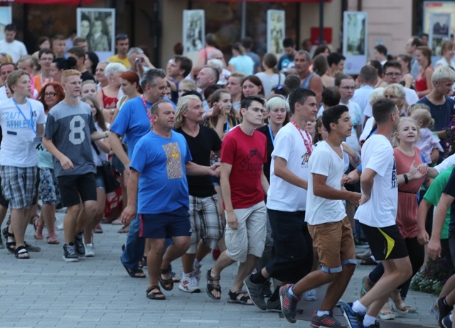 Muzyka i taniec na 200. urodziny św. Jana Bosko w Oświęcimiu