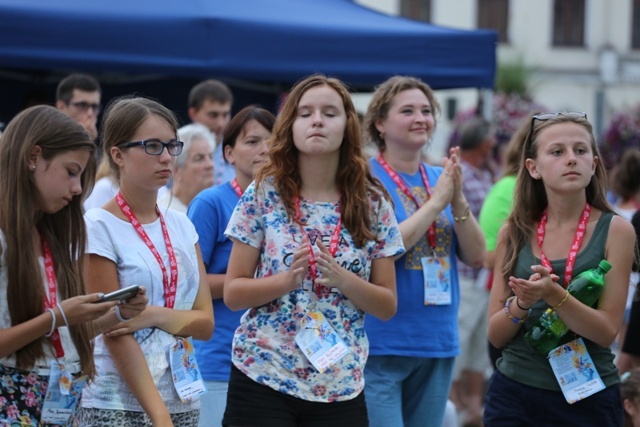 Muzyka i taniec na 200. urodziny św. Jana Bosko w Oświęcimiu