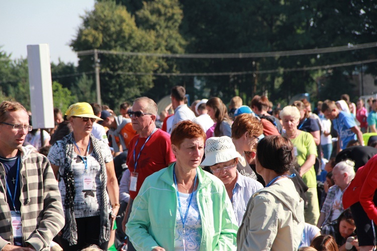 Dzień V. Msza św. w Charsznicy. 