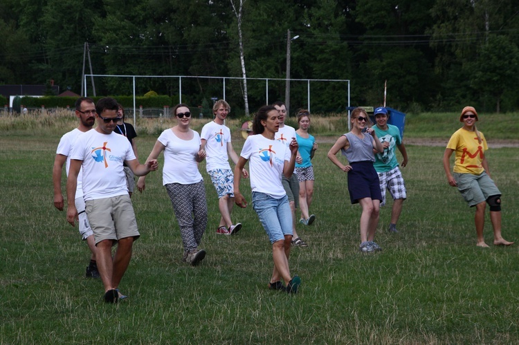 Flash mob na postoju w Koszęcinie