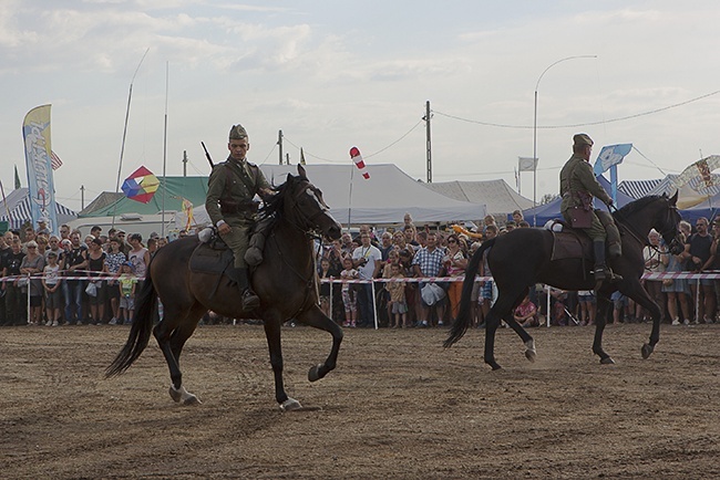 Zlot Pojazdów Militarnych