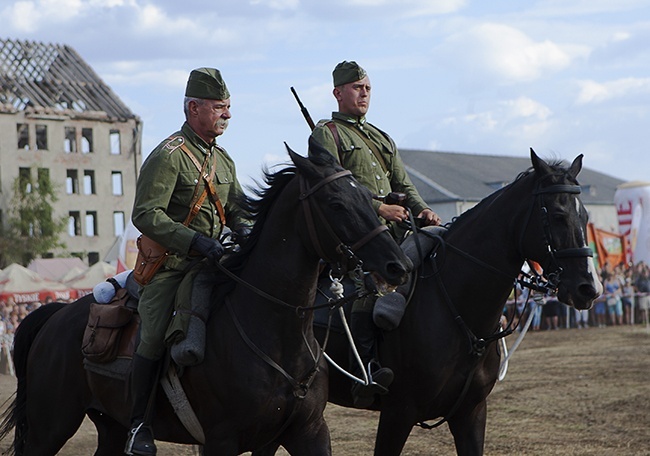 Zlot Pojazdów Militarnych