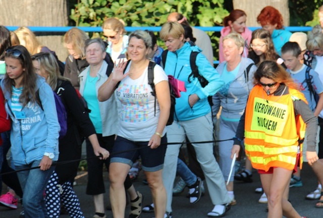 Pielgrzymi z Żywca wyruszyli na Jasną Górę - A.D. 2015