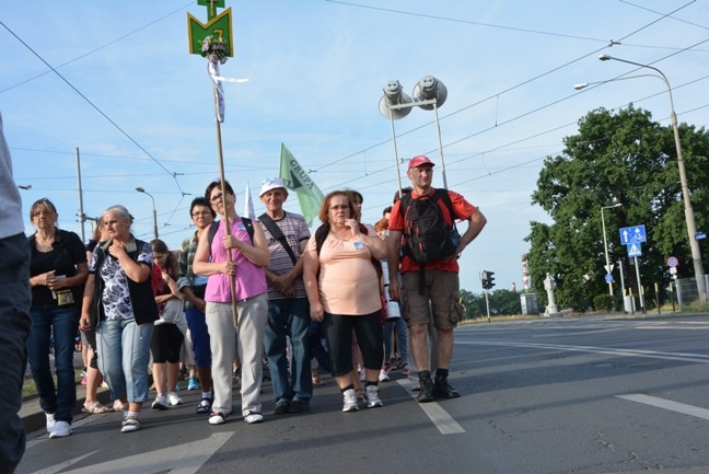 Z siódemką na szlaku do Matki