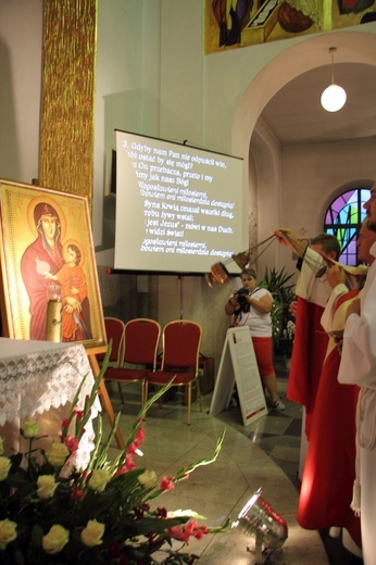 Powitanie symboli ŚDM w diecezji łowickiej