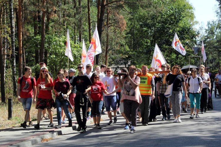 Pielgrzymka z krzyżem ŚDM