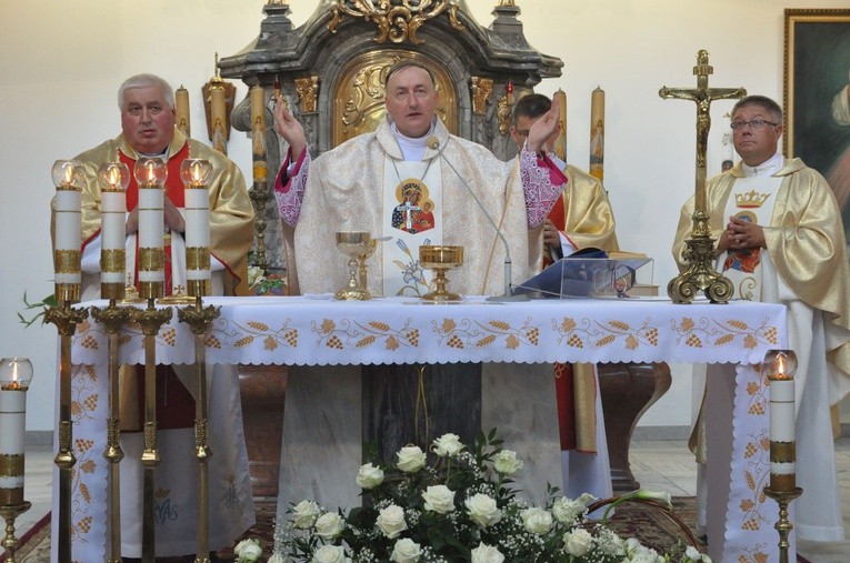150 lat z Maryją