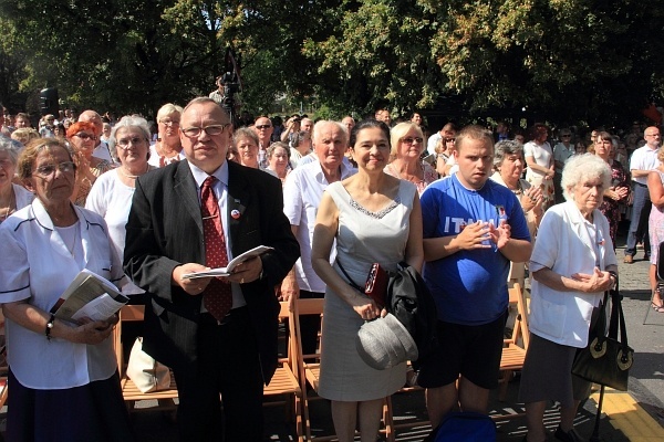 Poświęcenie pomnika "Inki"