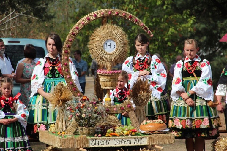 Dożynki wojewódzkie w Maurzycach