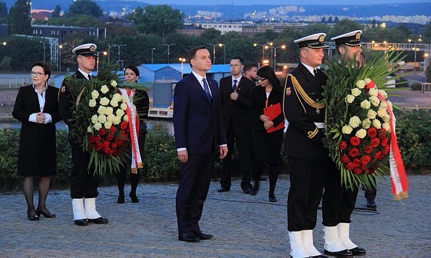 Kopacz i Duda razem na Westerplatte