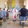  Dzieci są największą nadzieją na odbudowę wspólnoty. Msza z udziałem biskupa odesko- -symferopolskiego Bronisława Bernackiego