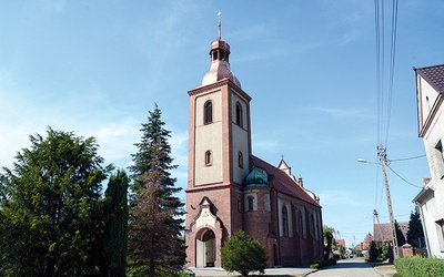 Wieża kościoła odzyskała pierwotny kształt