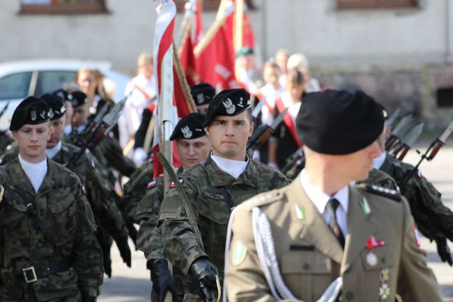 Odsłonięcie tablicy poświęconej Niezłomnym Żolnierzom - Sybirakom