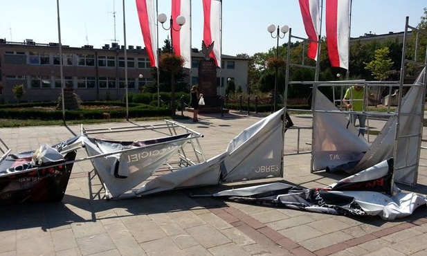 Zniszczona wystawa 