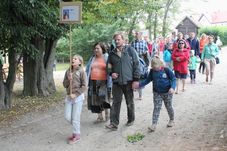 Pielgrzymka Katolickiego Zespołu Edukacyjnego do Gietrzwałdu