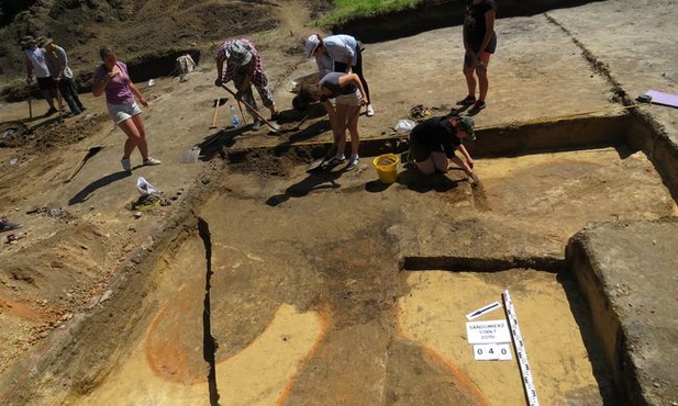 Wykopaliska archeologiczne 
