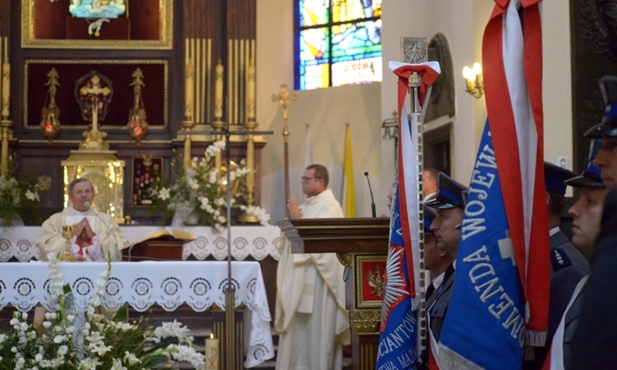 Rocznicowej Mszy św. przewodniczył bp Henryk Tomasik