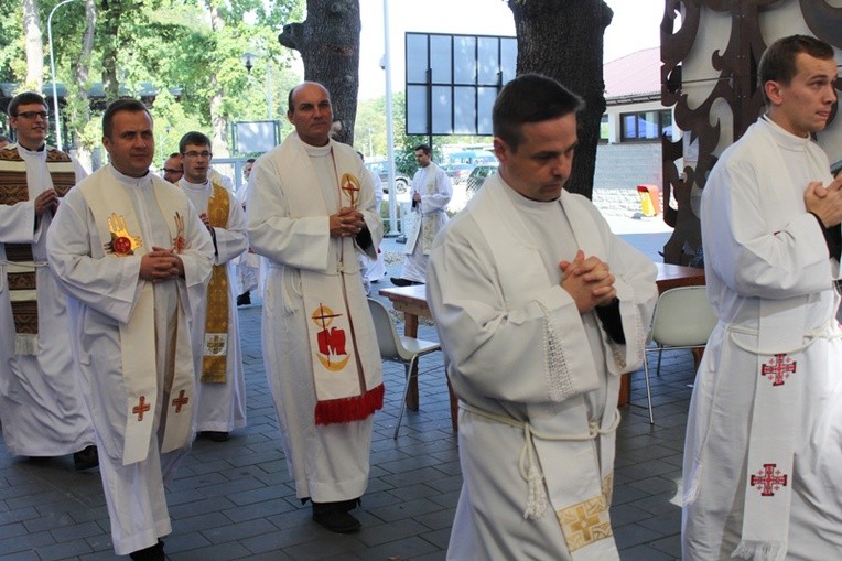 Młodzi w amfiteatrze w Żywcu - cz. 2, 2015