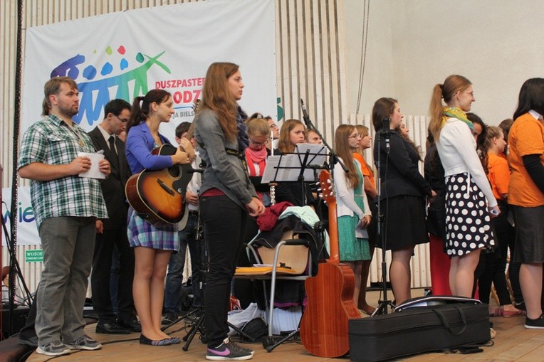 Młodzi w amfiteatrze w Żywcu - cz. 2, 2015