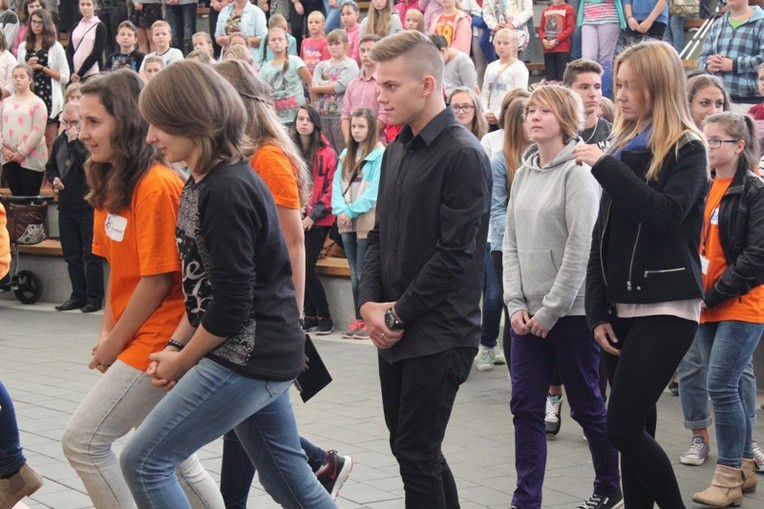 Młodzi w amfiteatrze w Żywcu - cz. 2, 2015