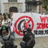 Dwie manifestacje