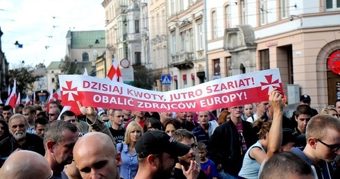 Za, a nawet przeciw