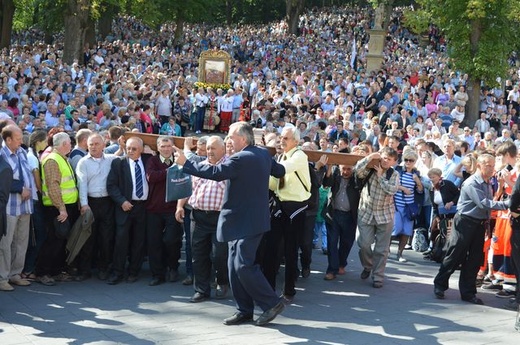 Rodziny przybyły do Kalwarii