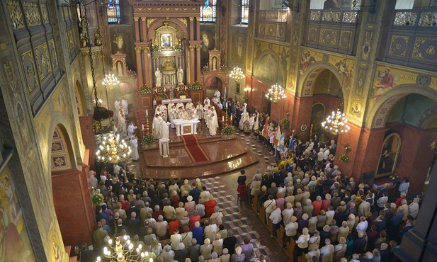 Bóg przychodzi do Ślązoków przez Piekary