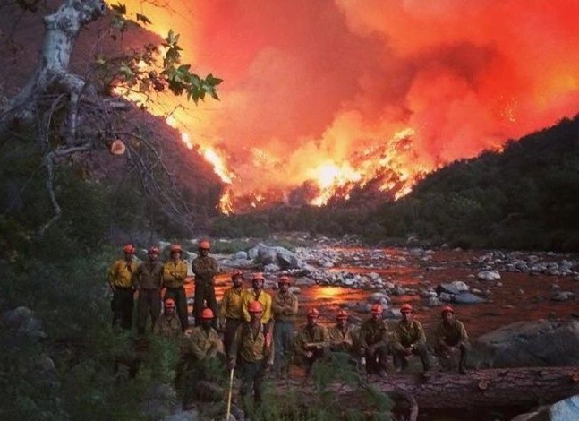 Wielki ogień trawi Kalifornię