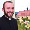  – Patrzę na nasz kościół i jestem dumny z tego, że tak jak my teraz, kiedyś modlił się w nim błogosławiony Kościoła – mówi ks. Krzysztof Rodziński