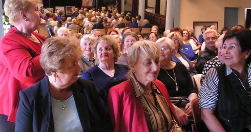 Słuchacze JUTW otrzymają indeks Collegium Bobolanum, a udział w zakończonym cyklu zajęć potwierdzony będzie certyfikatem