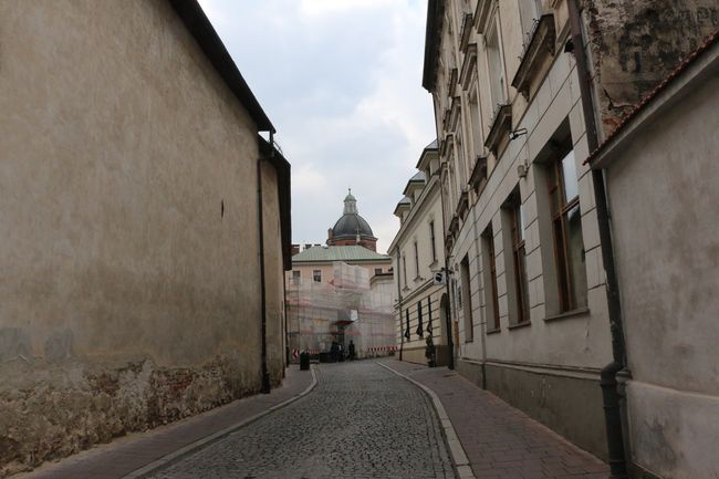 Renowacja murów klasztoru bernardynek w Krakowie