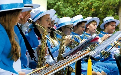 Orkiestra Dęta ze Starej Błotnicy jest jedną z najmłodszych w Polsce