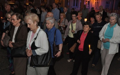 Procesja z tarnowską Pietą